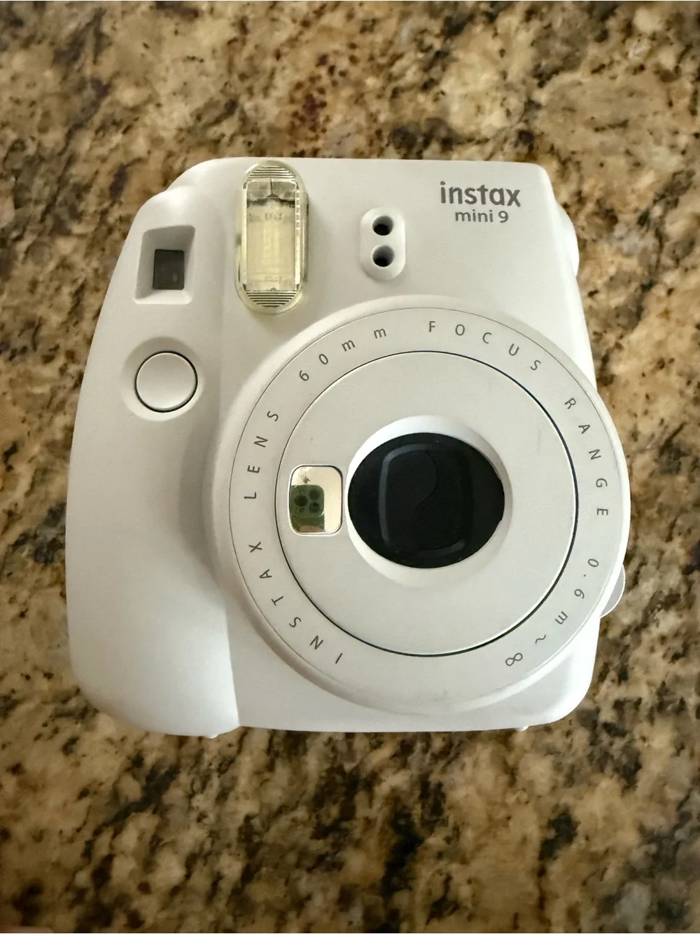 Fujifilm Instax Mini 9 Instant Camera - White - Picture 2 of 12